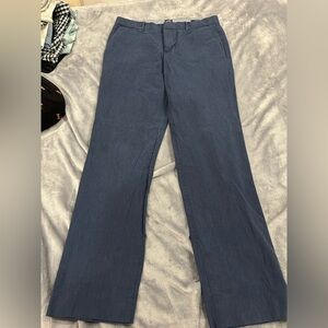 👖 GAP Slim Fit Khaki Pants - Size 31x32